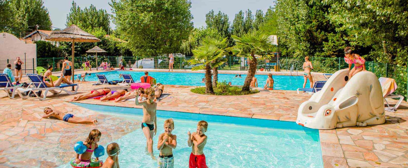 camping avec piscine au pays basque