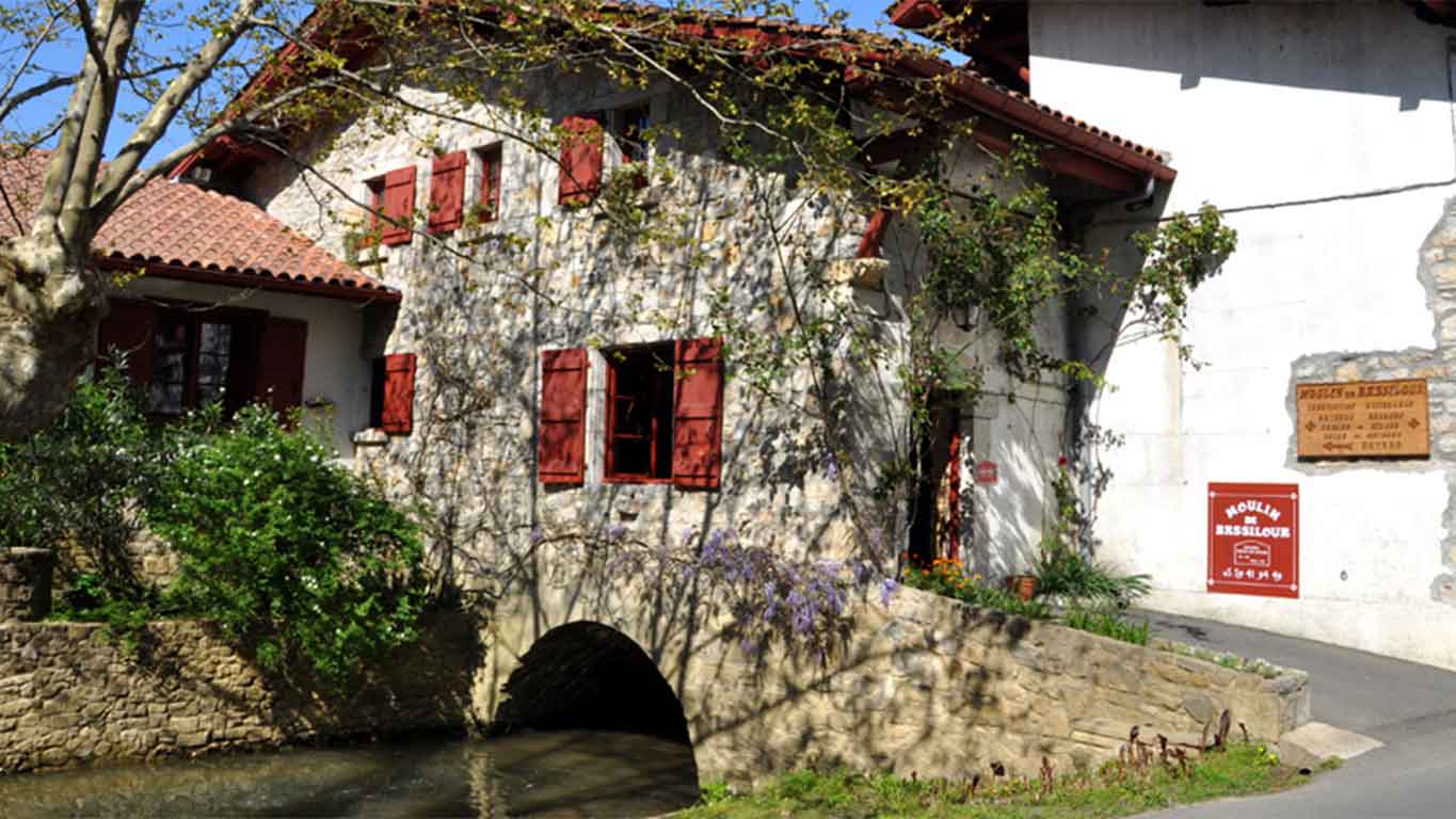 moulin de bassilour pays basque bidart